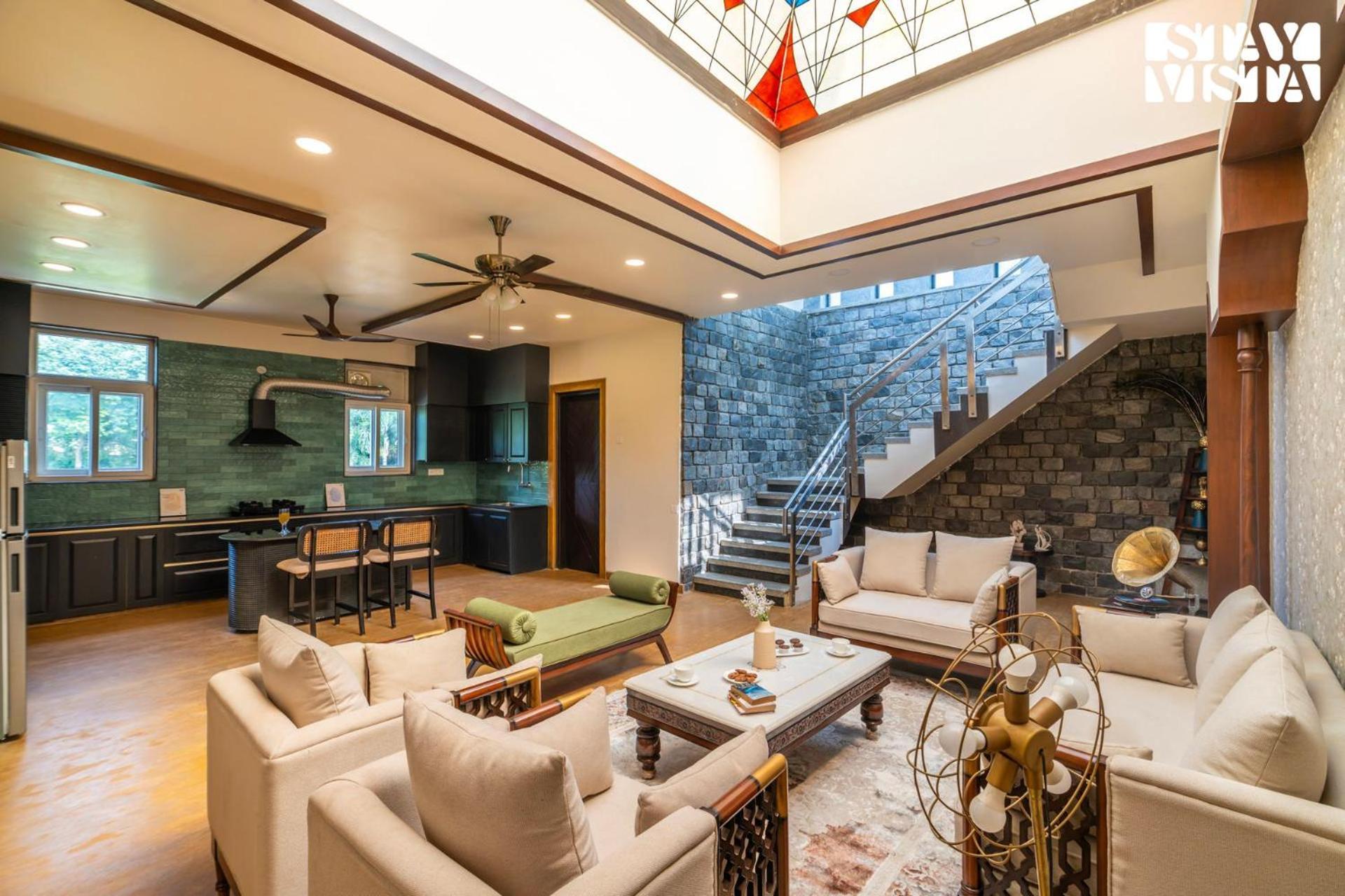 Stayvista At Wandering Vines Indoor Pool 4Bhk Luxury Villa In Delhi Sohna Exteriér fotografie