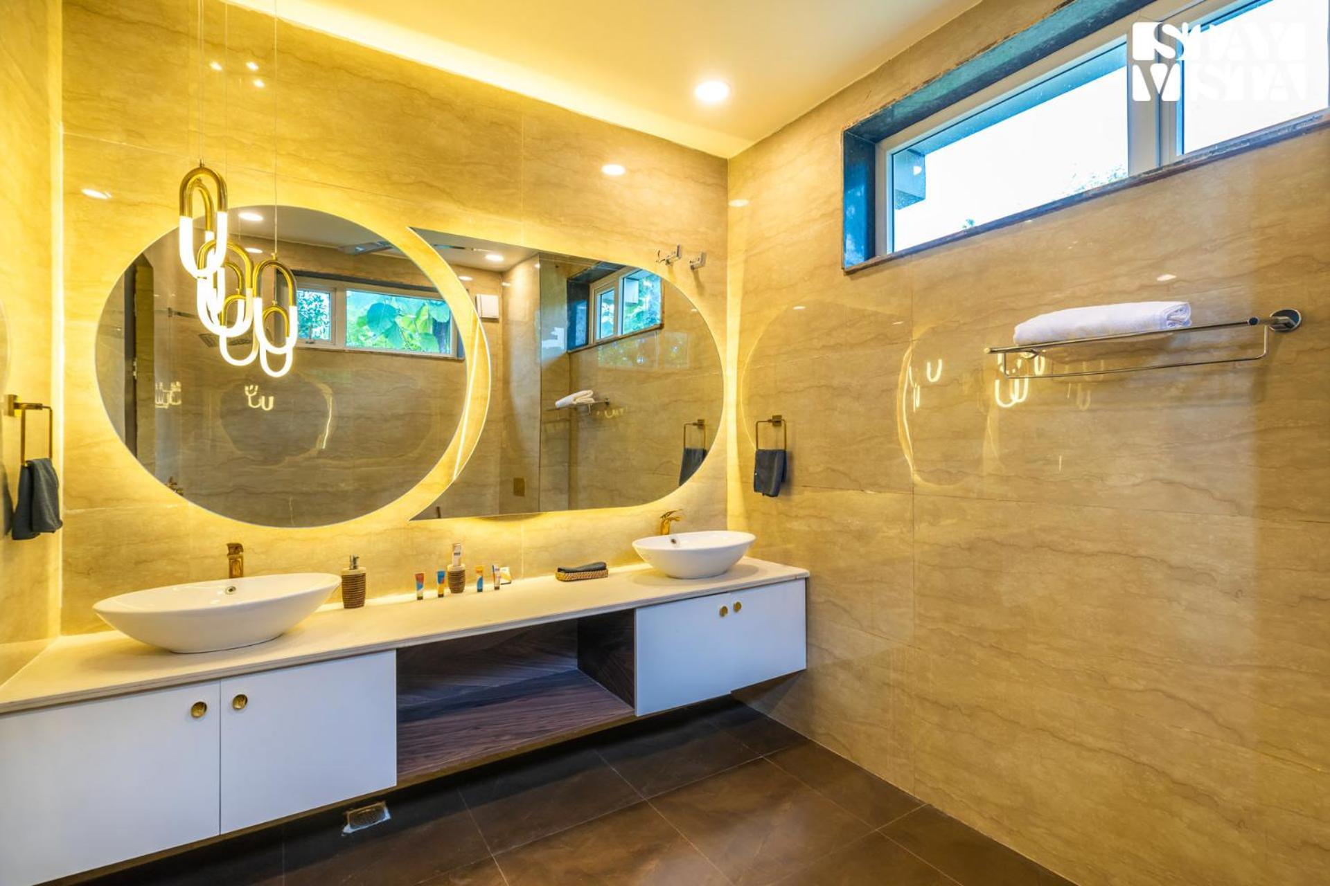 Stayvista At Wandering Vines Indoor Pool 4Bhk Luxury Villa In Delhi Sohna Exteriér fotografie